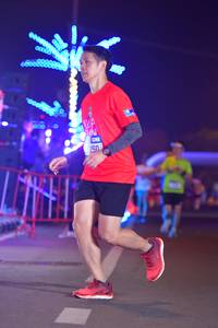 BIB: 250
                            <button type="button" onclick="openModal(21520412)" class="btn btn-primary btn-sm float-right btn-popup" data-toggle="modal" data-target=".modal-high-quality">
                        <i class="fas fa-shopping-cart"></i> Add to Cart
                    </button>
                                            <button type="button" onclick="isThisMe(21520412, true)" class="btn btn-success btn-sm float-right btn-popup btn-isme hidden" data-toggle="tooltip" data-placement="bottom" title="นี่คือรูปของคุณใช่ไหม คลิกที่นี่เพื่อเอาเข้าอัลบั้ม">
                        <i class="fas fa-plus"></i> Add to album
                    </button>
                    <button type="button" onclick="isThisMe(21520412, false)" class="btn btn-warning btn-sm float-right btn-popup btn-isnotme hidden">
                        <i class="fas fa-ban"></i> Remove from album
                    </button>